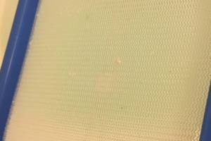 お湯を張るたびに、白いものが出てくる。